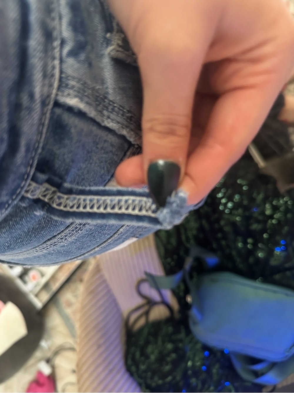 UNIONBAY Light Blue Denim Shorts with Red Logo Tag - Picture 6 of 6